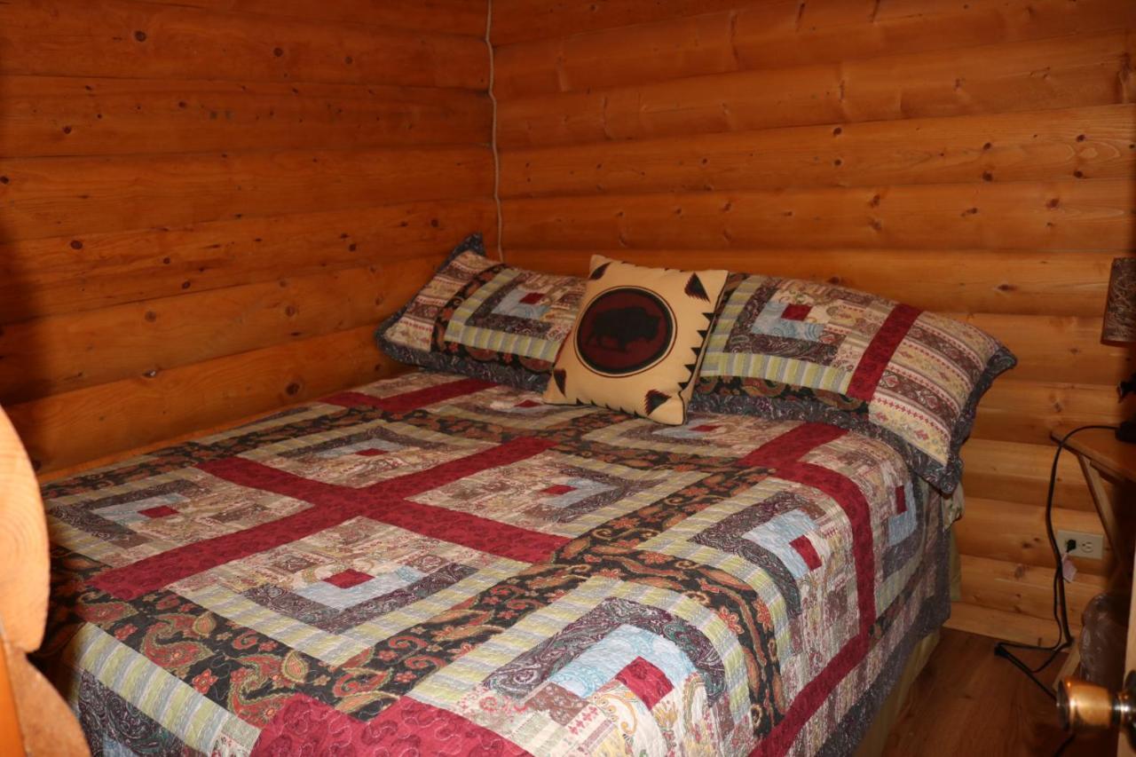 Wapiti Mountain Cabins Villa ภายนอก รูปภาพ