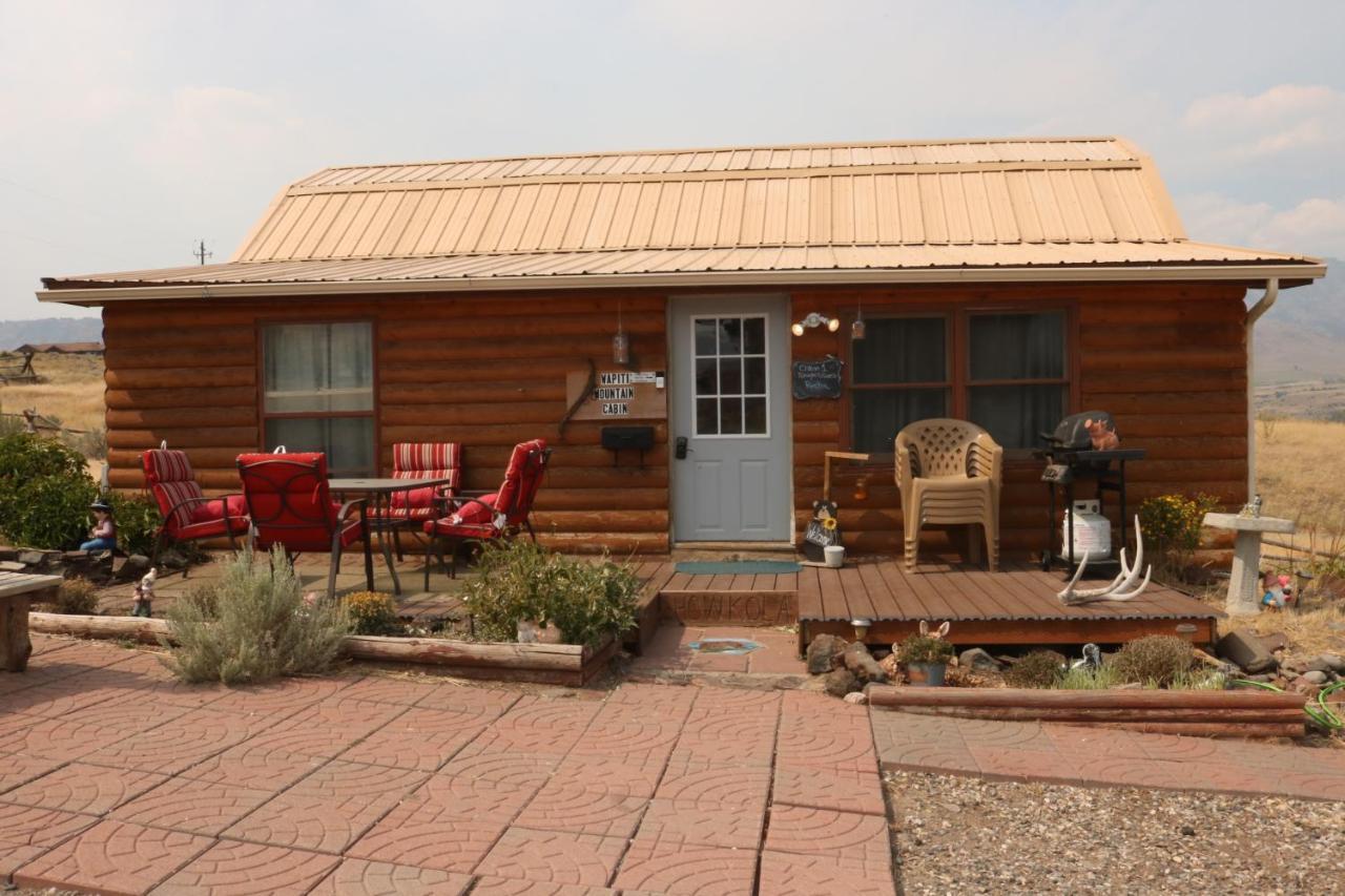 Wapiti Mountain Cabins Villa ภายนอก รูปภาพ