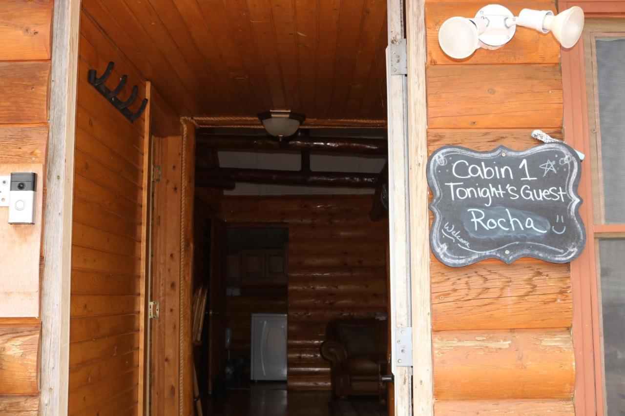 Wapiti Mountain Cabins Villa ภายนอก รูปภาพ